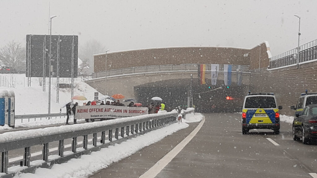 Der Stadtverein Simbach tritt auf bei der Eröffnung des neuen A94 Tunnels in Tutting und wirbt für einen Tunnelbau beim Simbacher Abschnitt