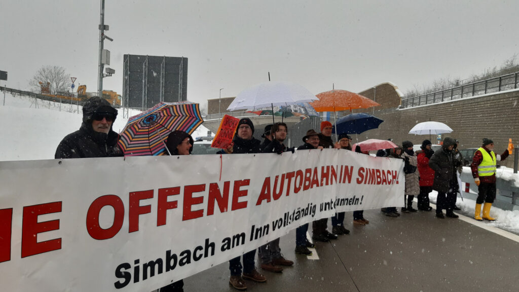 Der Stadtverein Simbach tritt auf bei der Eröffnung des neuen A94 Tunnels in Tutting und wirbt für einen Tunnelbau beim Simbacher Abschnitt