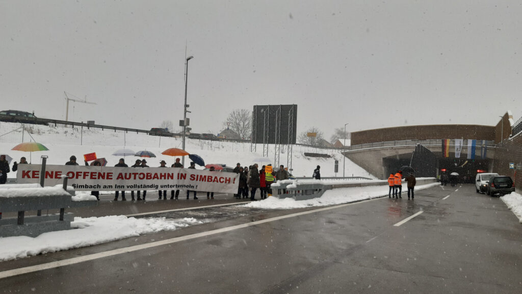 Der Stadtverein Simbach tritt auf bei der Eröffnung des neuen A94 Tunnels in Tutting und wirbt für einen Tunnelbau beim Simbacher Abschnitt